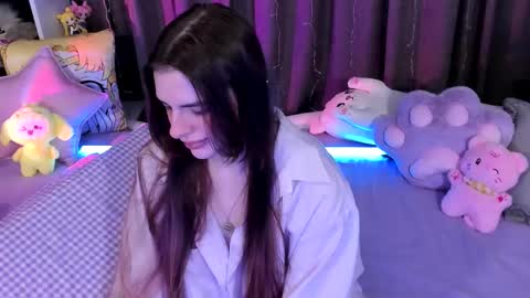 Rose online show from September 18, 2025, 10:12 pm