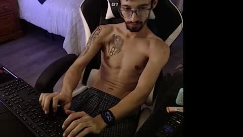 Snapshot of josefturner1 chatting on February 16, 2025, 5:37 am Josef online show from February 16, 2025, 5:37 am