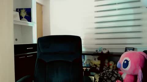 joseon_cute online show from April 15, 2026, 11:27 pm