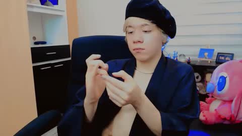 joseon_cute online show from June 6, 2026, 2:05 am