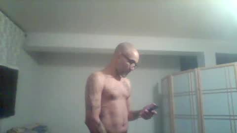 Snapshot of josephwj chatting on March 9, 2026, 9:13 am Br33z3 online show from March 9, 2026, 9:13 am