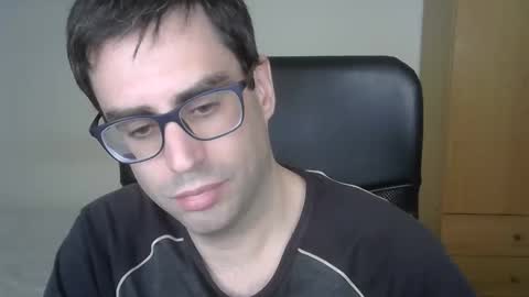 Snapshot of josevd chatting on May 9, 2026, 2:00 pm Jose online show from May 9, 2026, 2:00 pm