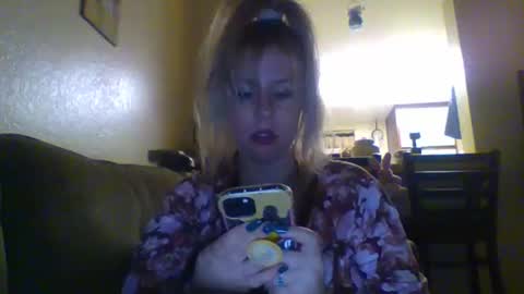 Snapshot of josiecaruso chatting on November 2, 2025, 6:16 am Lana Caruso online show from November 2, 2025, 6:16 am