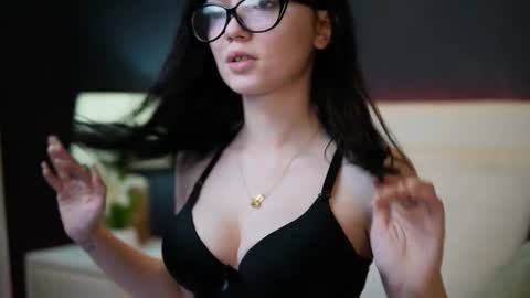  Josie  online show from December 21, 2025, 6:48 pm