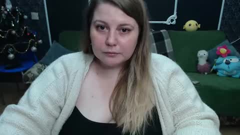 josiesun771 online show from January 18, 2025, 11:00 am