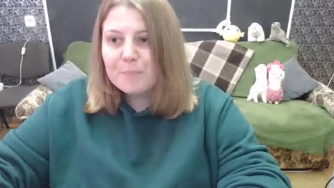 josiesun771 online show from October 5, 2025, 12:25 pm