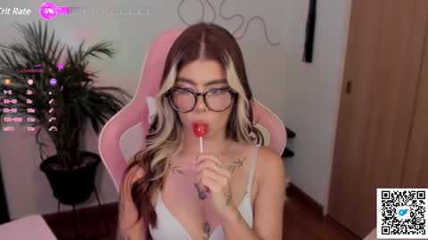 josephine   independent model    online show from March 12, 2025, 8:31 pm