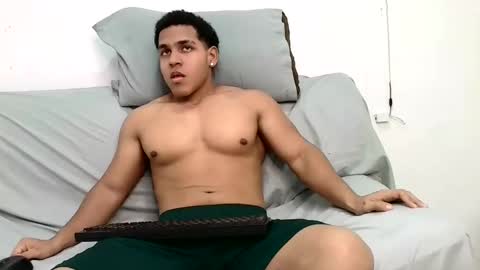 jostin_dark02 online show from January 14, 2025, 4:08 pm