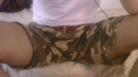 jovenduro84 online show from April 21, 2026, 7:36 am