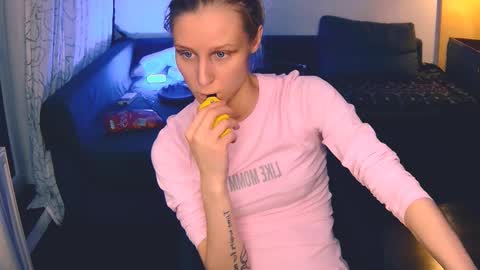 joy_keys online show from December 3, 2024, 11:24 pm