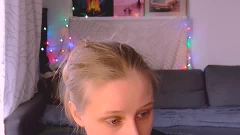 joy_keys online show from March 4, 2025, 2:32 pm