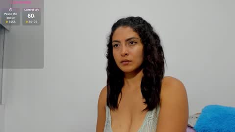 sofiaparker8 online show from October 27, 2025, 3:10 am