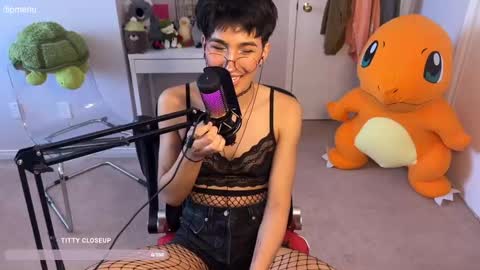 Jackie Joy online show from September 16, 2025, 7:04 pm