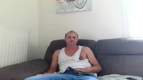 Snapshot of jpf421 chatting on October 22, 2025, 1:22 pm exhib248 online show from October 22, 2025, 1:22 pm
