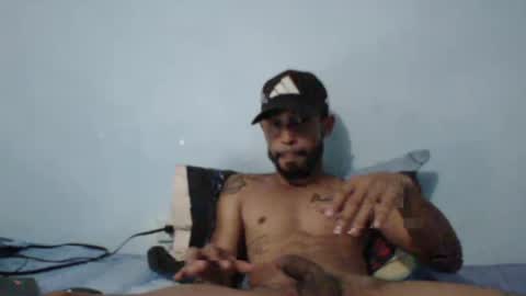jpineda97 online show from May 29, 2026, 5:16 am