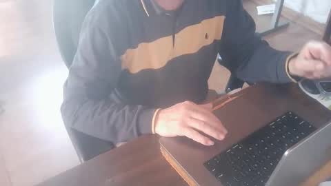 Snapshot of jraiven chatting on September 14, 2025, 9:25 pm Soy Rai online show from September 14, 2025, 9:25 pm