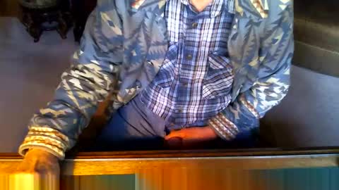 jt335577 online show from November 7, 2025, 5:46 pm