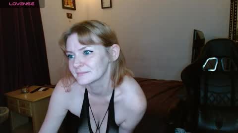 Jessi Dee online show from December 22, 2025, 1:46 am