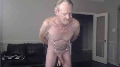 Snapshot of jtull52 chatting on December 22, 2024, 12:17 am jtull52 online show from December 22, 2024, 12:17 am