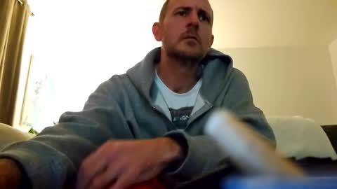 ju537705 online show from September 30, 2025, 12:04 am