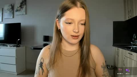 Snapshot of ju_lii chatting on June 1, 2026, 10:28 am Julia and Julia online show from June 1, 2026, 10:28 am