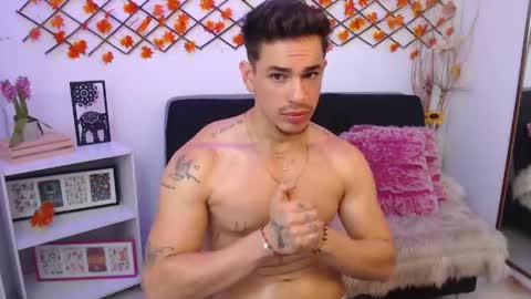 Juan online show from June 7, 2026, 1:43 am