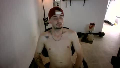 juan235665 online show from May 20, 2026, 6:58 pm