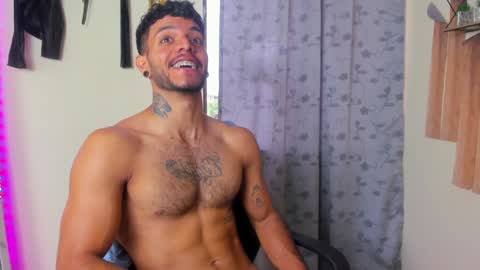 Juan Esteban online show from December 28, 2024, 9:30 pm