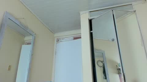 Juan Esteban online show from March 12, 2025, 9:03 pm