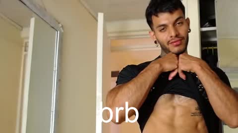 Juan Esteban online show from February 17, 2026, 2:13 pm