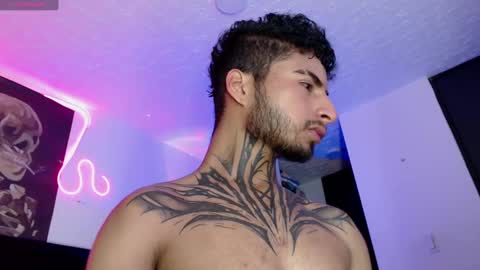 juancamilo66_ online show from September 21, 2025, 3:41 am