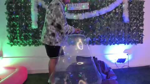 juancamilo66_ online show from December 3, 2025, 2:30 am