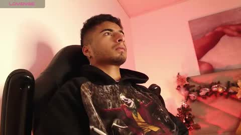 Snapshot of juancamilo_66 chatting on December 2, 2024, 6:41 am Juan online show from December 2, 2024, 6:41 am