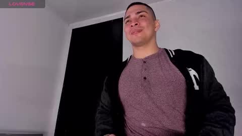 Juan David online show from February 11, 2025, 2:24 pm