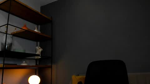 JUANDRES online show from April 21, 2026, 3:28 pm