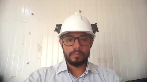 Snapshot of juanfe_style chatting on October 28, 2025, 3:58 pm juanfe_style online show from October 28, 2025, 3:58 pm