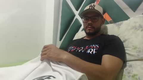 Snapshot of juanfe_style chatting on November 9, 2025, 3:38 am juanfe_style online show from November 9, 2025, 3:38 am