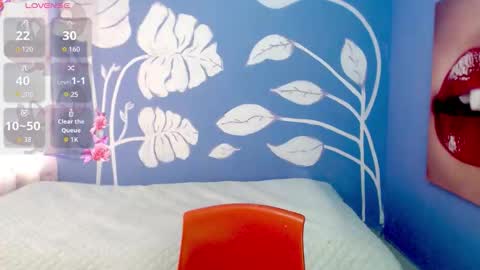 Snapshot of juanita_royale chatting on February 23, 2026, 7:44 pm Juanita online show from February 23, 2026, 7:44 pm