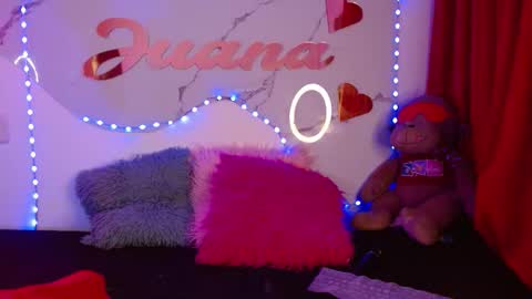 Juanita online show from December 4, 2025, 11:24 pm