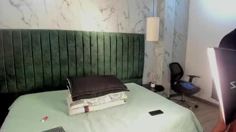 Snapshot of juanse_colling chatting on March 1, 2026, 8:00 pm Juanse Colling online show from March 1, 2026, 8:00 pm