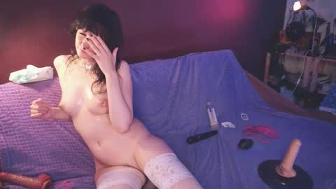 Snapshot of juby_yubi chatting on December 1, 2024, 7:36 pm Arina online show from December 1, 2024, 7:36 pm