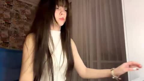 Snapshot of judyblihovde chatting on December 20, 2025, 2:13 pm Mila online show from December 20, 2025, 2:13 pm