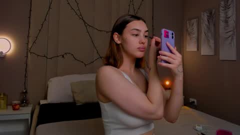 Angelica online show from September 11, 2025, 1:39 am