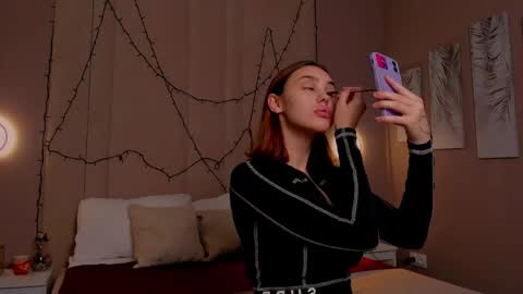 Angelica online show from September 18, 2025, 1:40 am