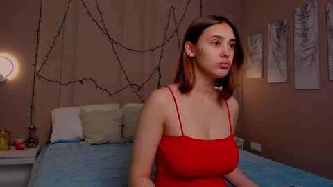 Angelica online show from September 19, 2025, 1:40 am