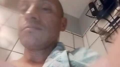 Snapshot of jugg3 chatting on February 8, 2025, 6:33 am Carlos online show from February 8, 2025, 6:33 am