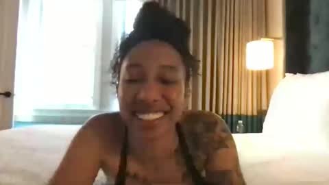 juicijazzi online show from April 4, 2026, 1:26 am