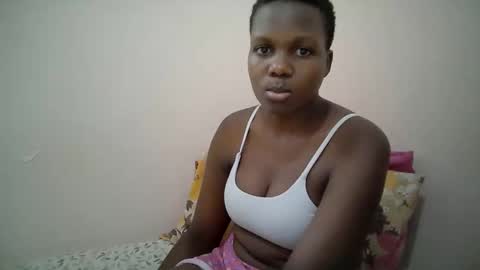 juicy_bella2 online show from September 10, 2025, 9:20 am