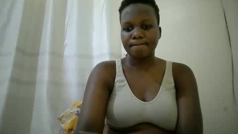 juicy_bella2 online show from October 20, 2025, 7:42 am