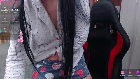 juicy_jesss online show from January 10, 2026, 8:43 pm